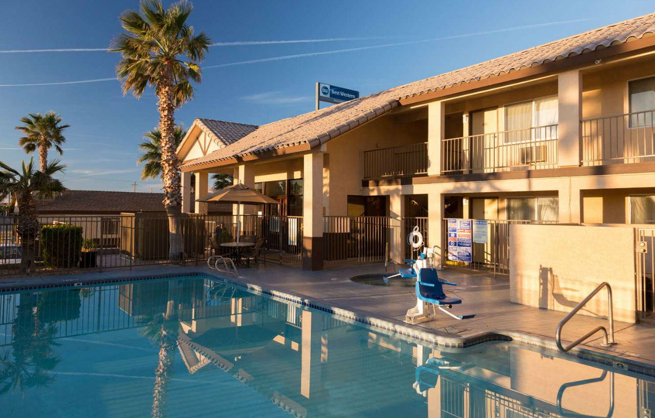 Best Western Desert Winds Mojave Buitenkant foto
